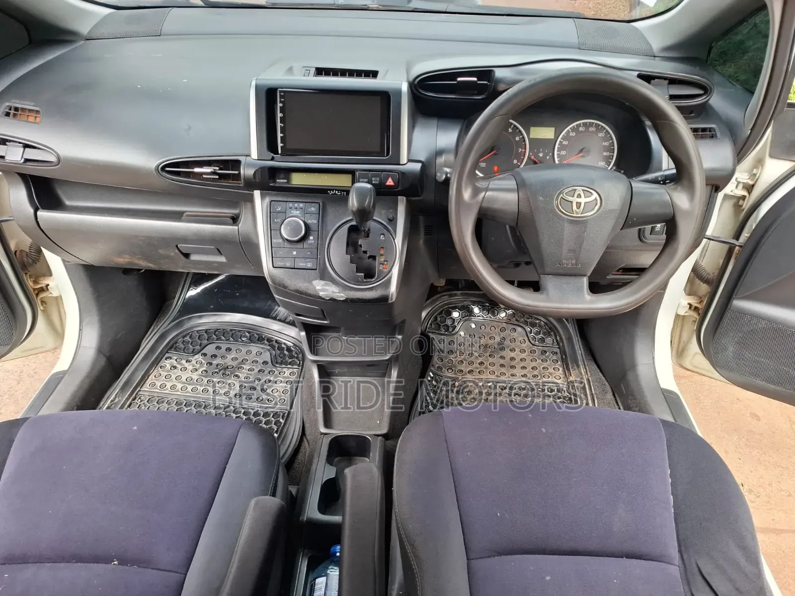 Toyota Wish 2013 White