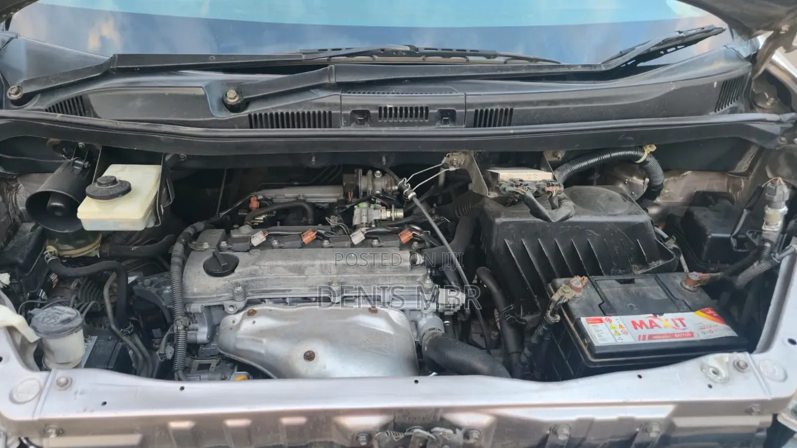 Toyota Noah 2005 Gray