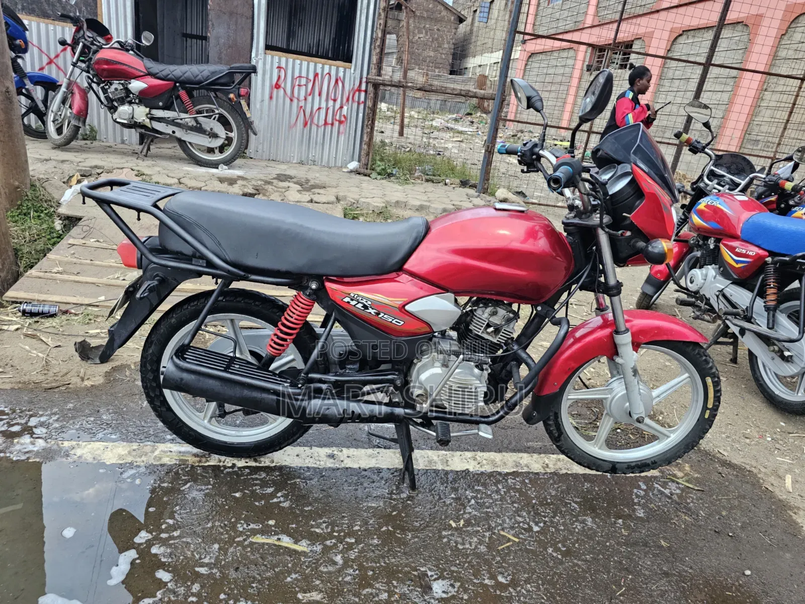 TVS HLX Plus ES 2022 Red