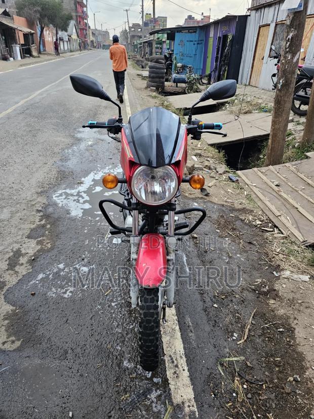 TVS HLX Plus ES 2022 Red - thumbnail 8