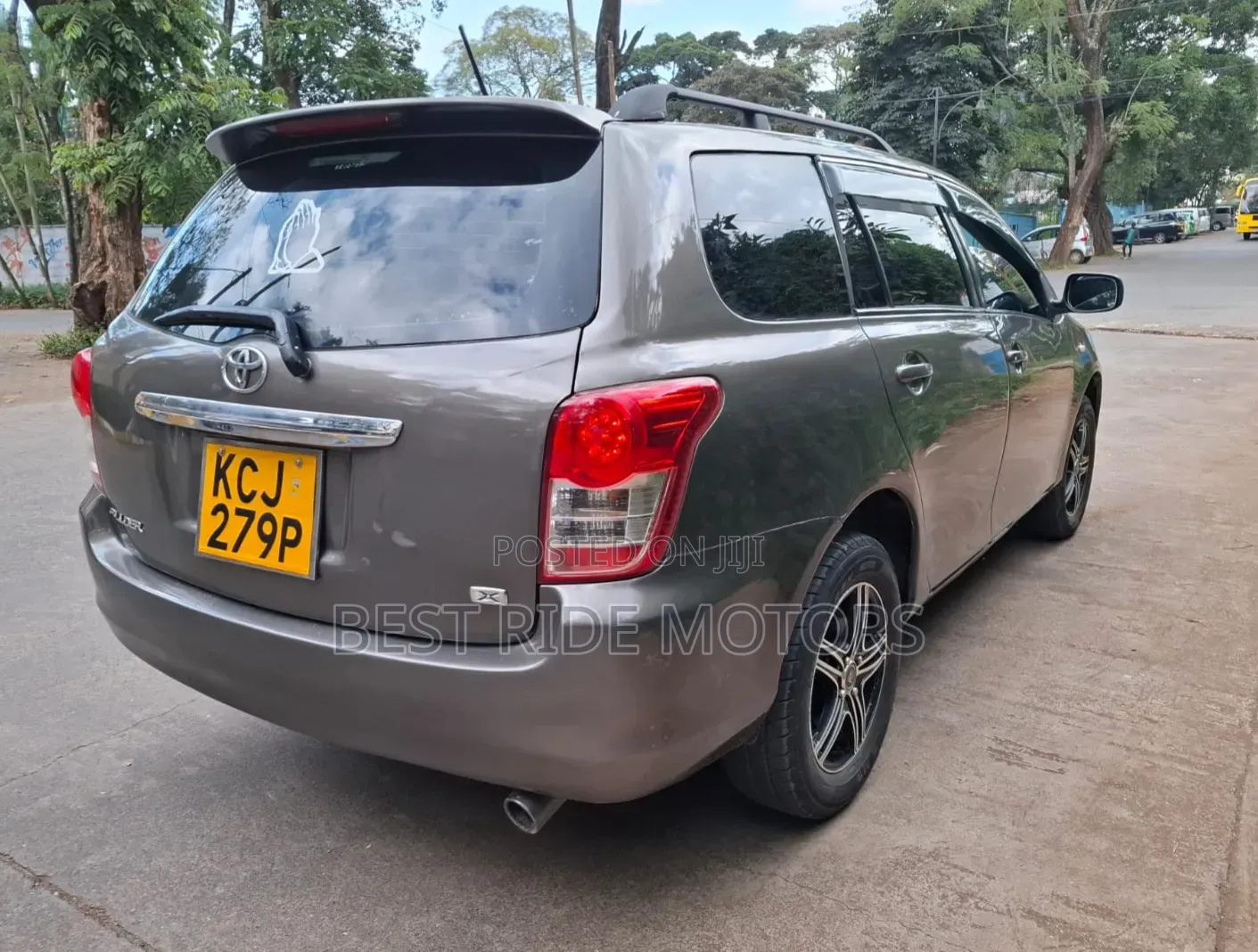 Toyota Corolla Fielder 2010 Gray