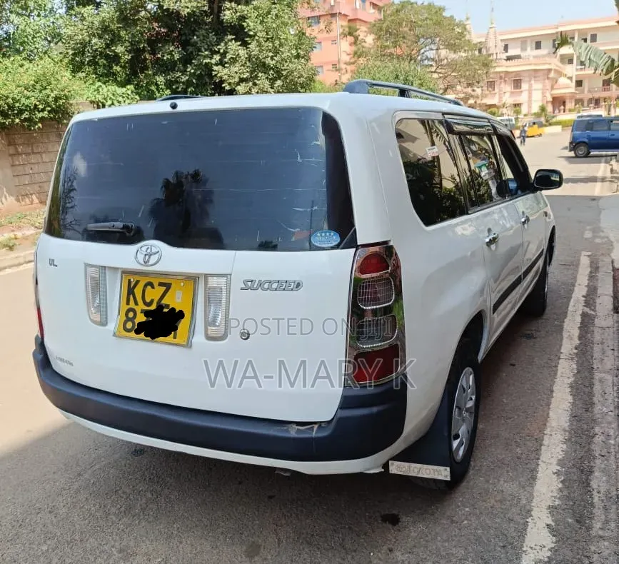 Toyota TownAce 2014 White