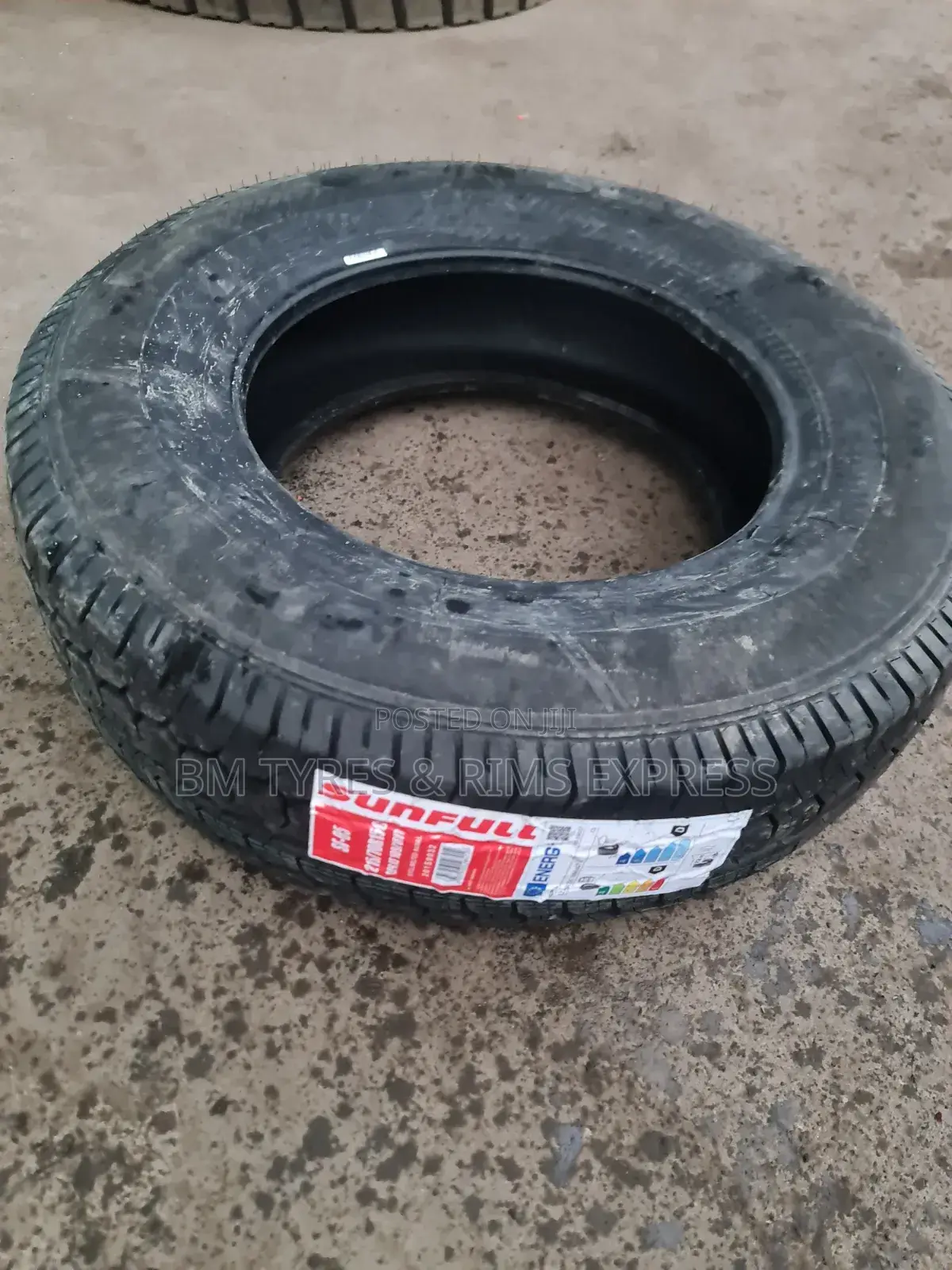 215 /70 R15c Sunfull Tires (Commercial)