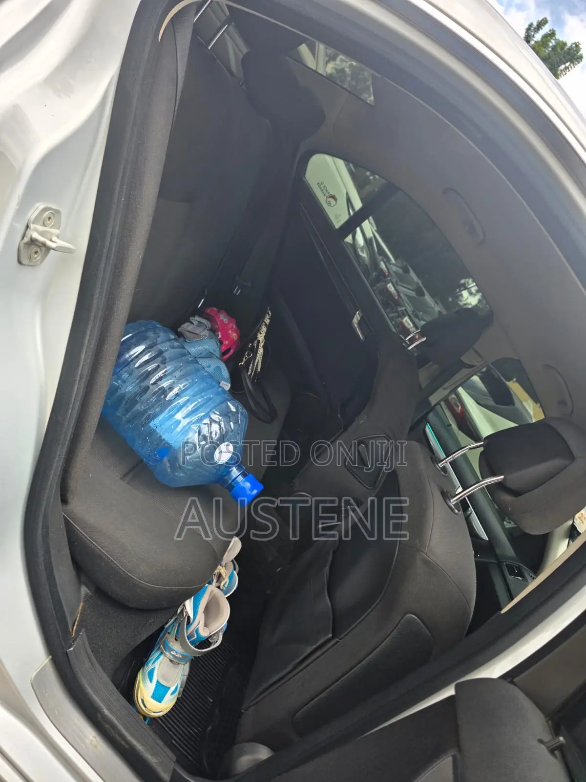 Mercedes-Benz C180 2011 Silver