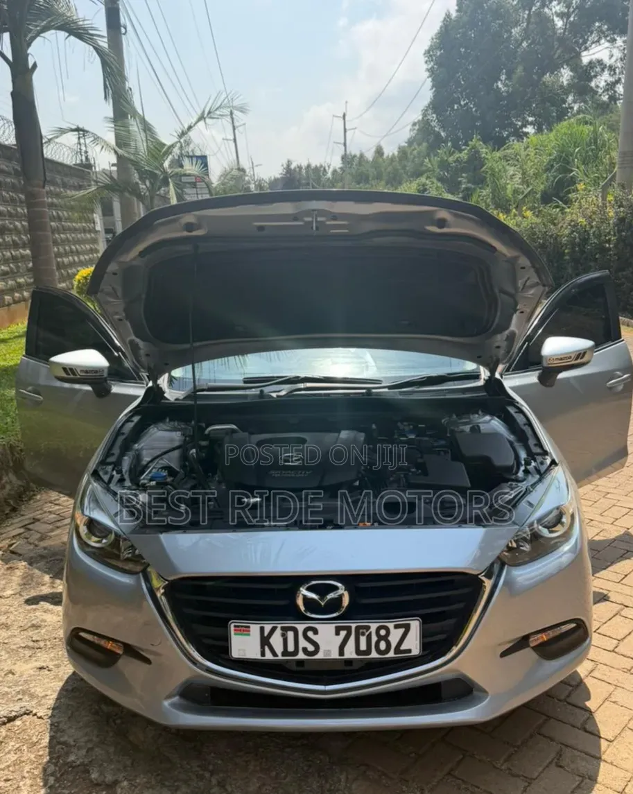 Mazda Axela 2017 Silver