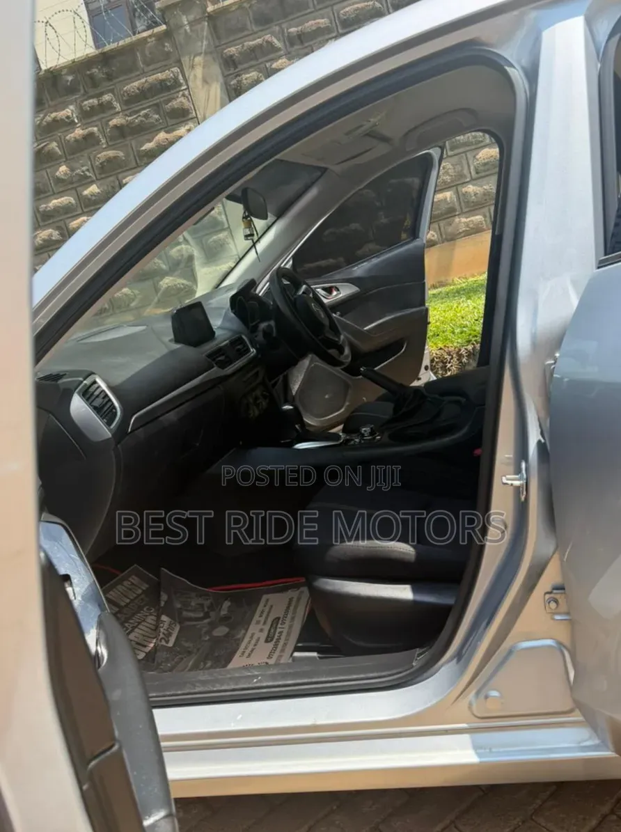 Mazda Axela 2017 Silver