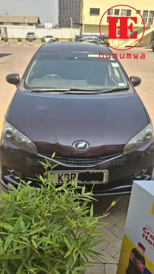 Toyota Wish 2012