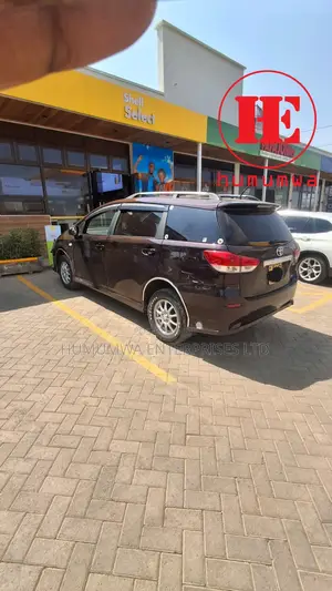 Toyota Wish 2012
