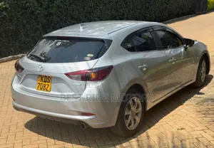 Mazda Axela 2017 Silver