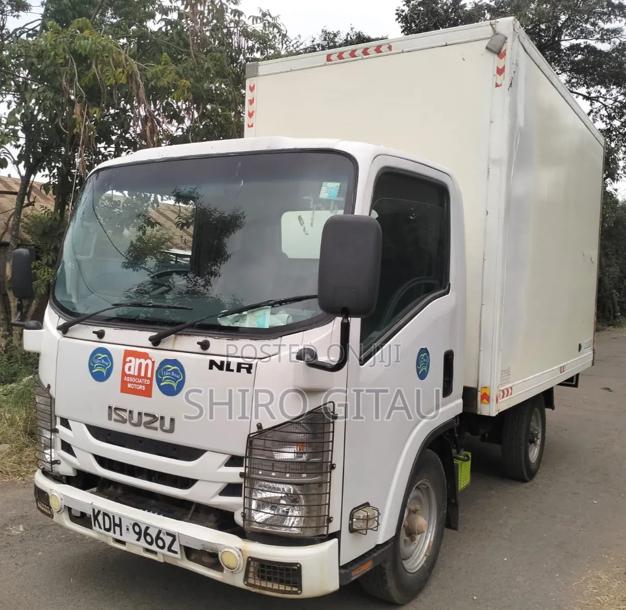 Isuzu NLR Local