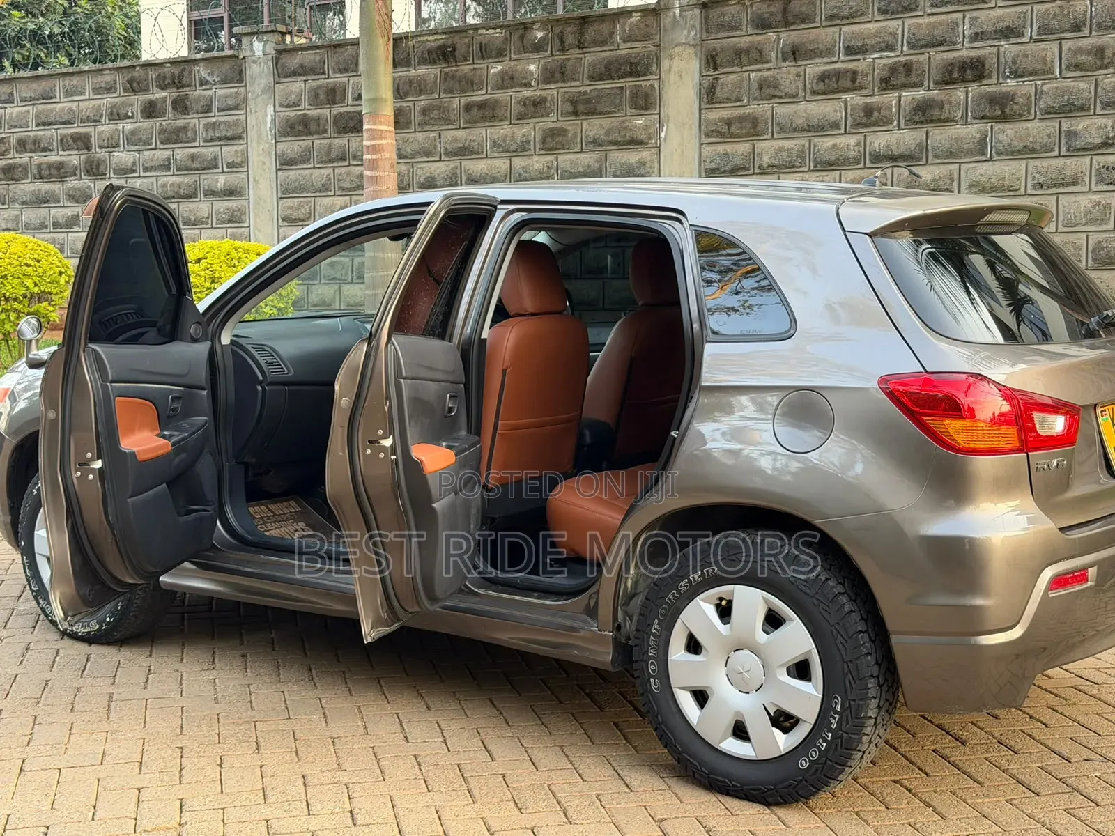 Mitsubishi RVR 2010 Brown