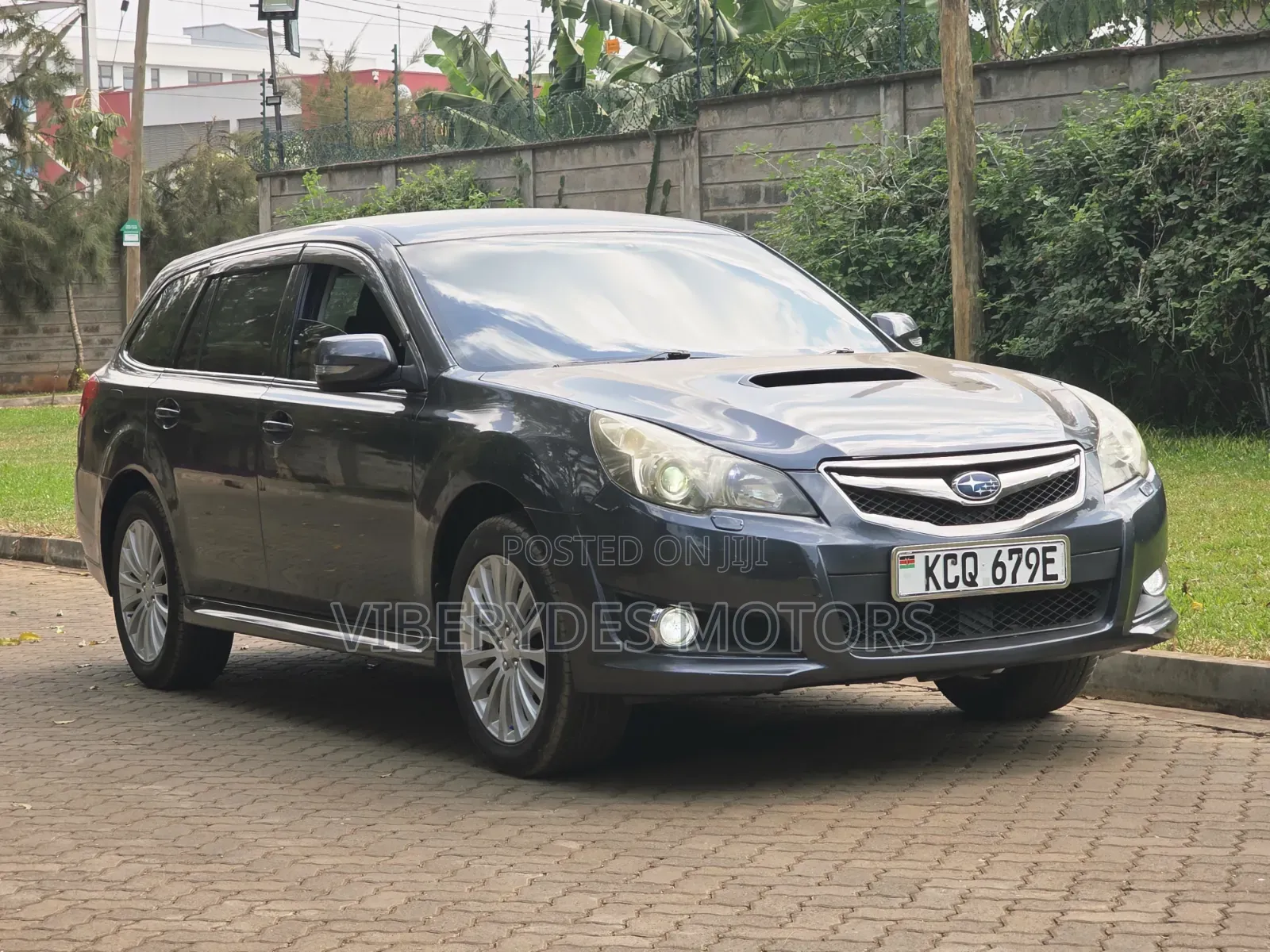 Subaru Legacy 2011