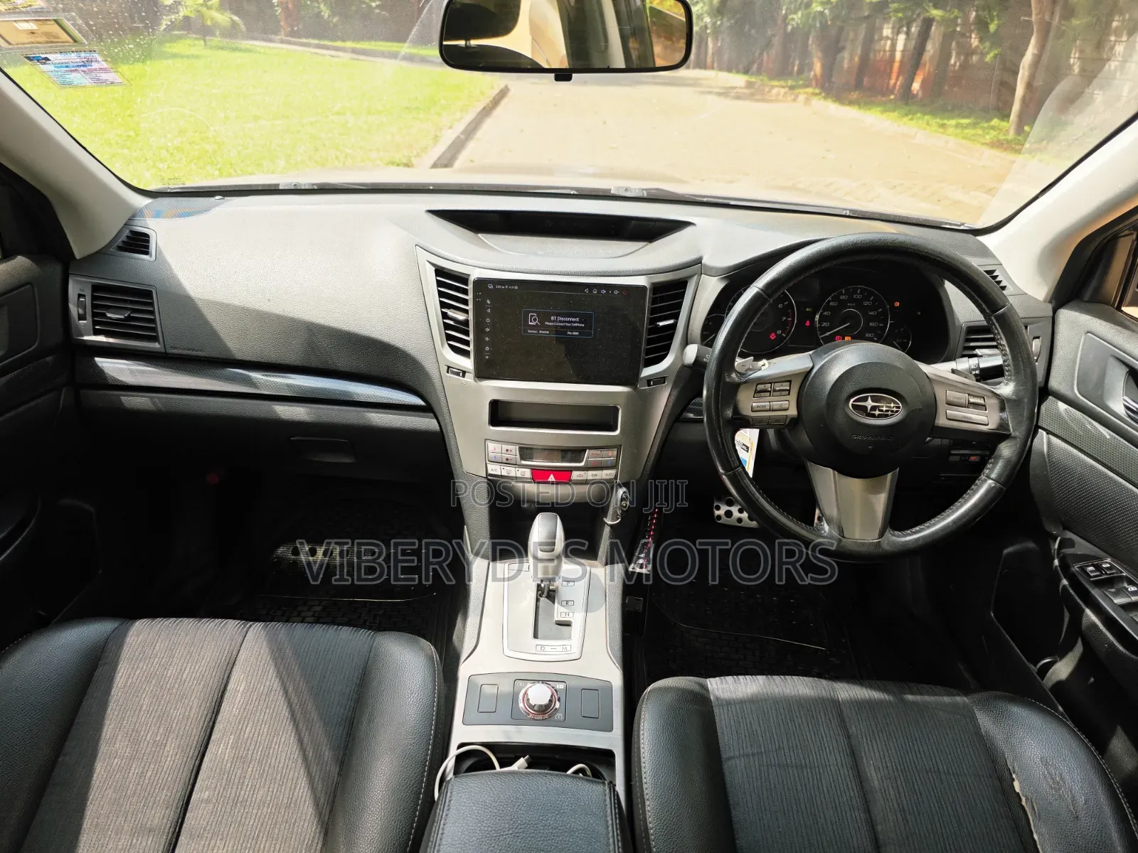 Subaru Legacy 2011