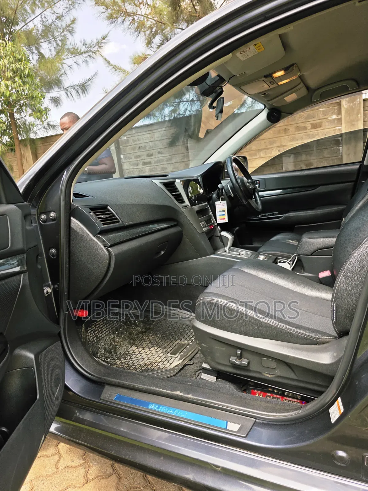 Subaru Legacy 2011