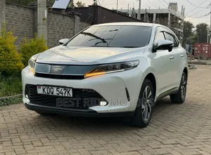 Toyota Harrier 2017 White