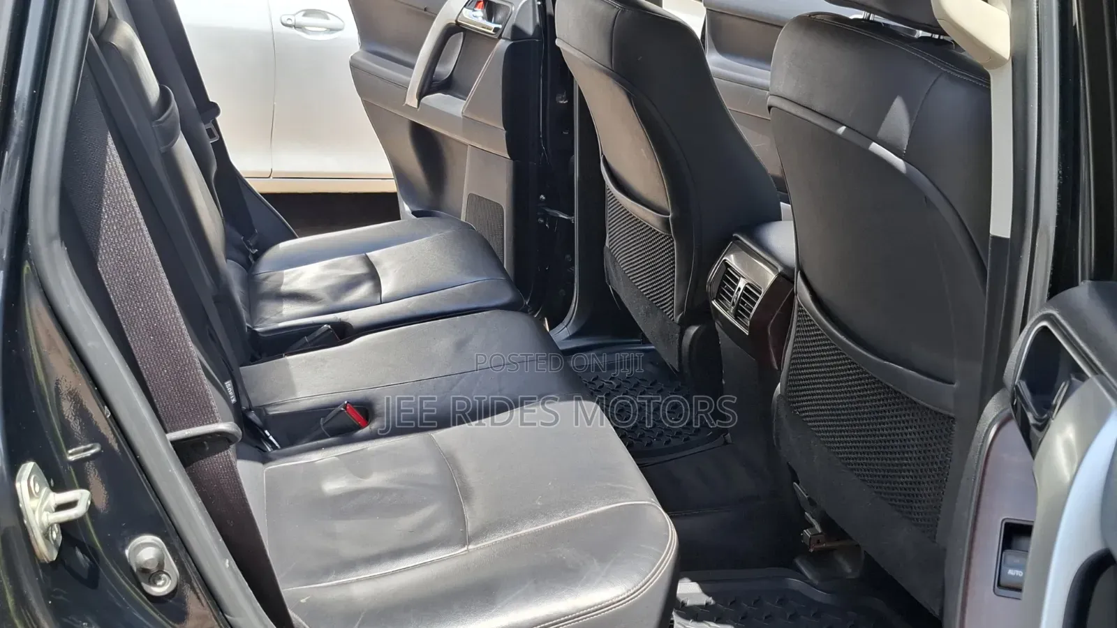 Toyota Land Cruiser Prado 2017 Black