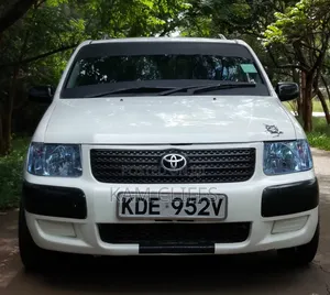Toyota Succeed SV Premium 2014 Pearl
