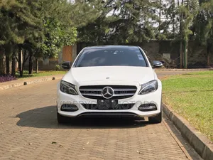 Mercedes-Benz C200 2014 White