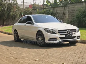 Mercedes-Benz C200 2014 White