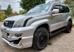 Toyota Land Cruiser Prado 3.0 D-4D 5dr 2006 Silver
