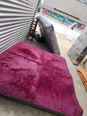 Comfortable Plush Carpet 5x8 Feet