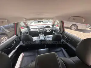 Nissan X-Trail 2.0 Petrol FWD 2016 Red