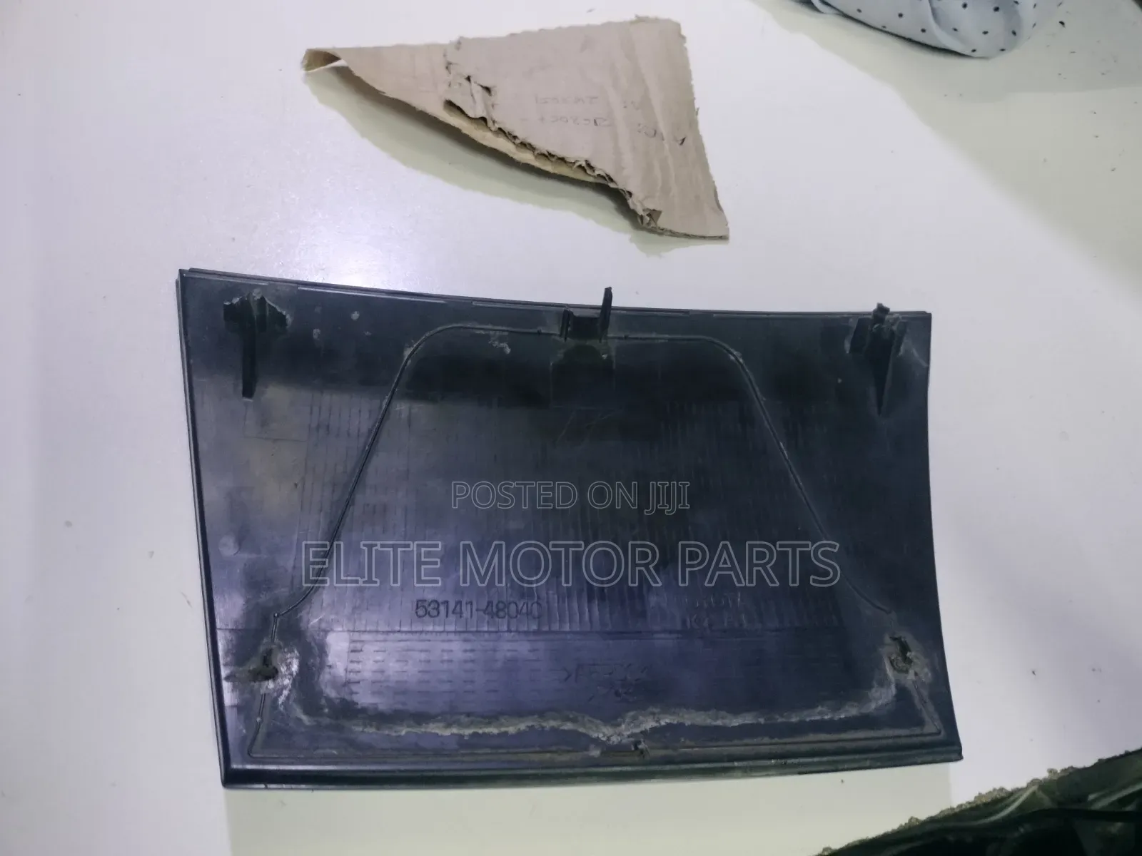 Toyota Harrier 2015-2018 Logo