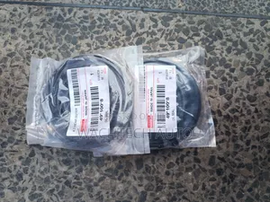 Rear Wheel Hub Seals Isuzu 4.3