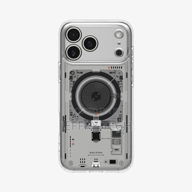 Spigen Magfit iPhone 17 Pro Max Transparent Tech Design Case – Slim, S