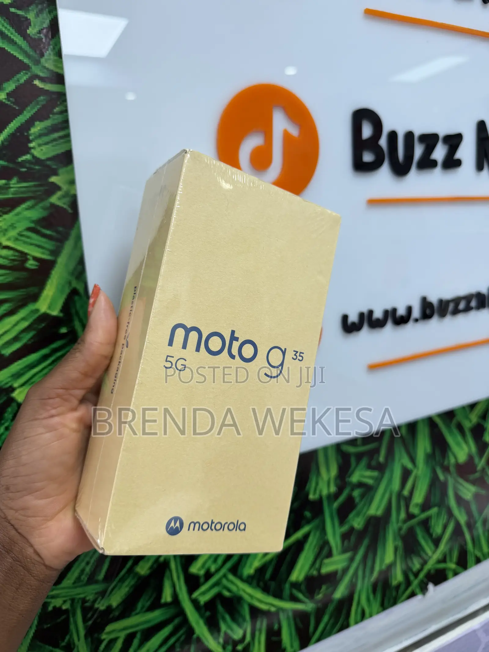 New Motorola Moto G35 128 GB Black