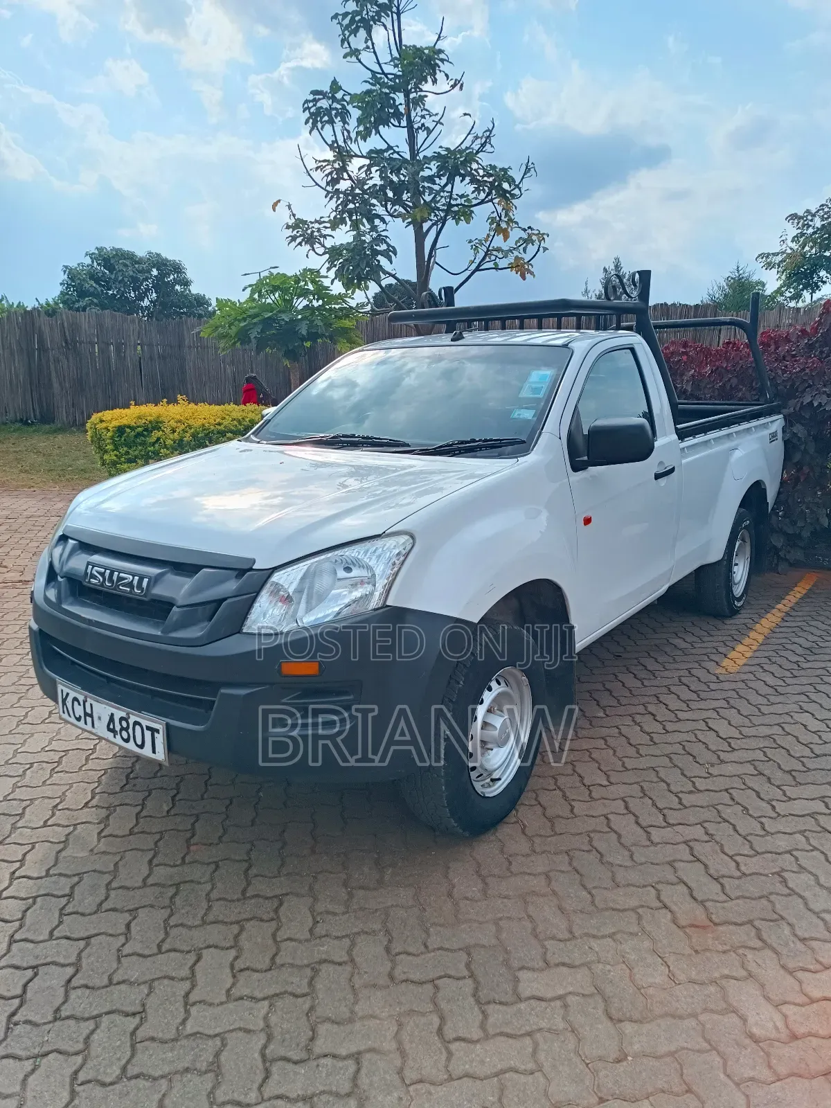 Isuzu D-MAX 2015 White