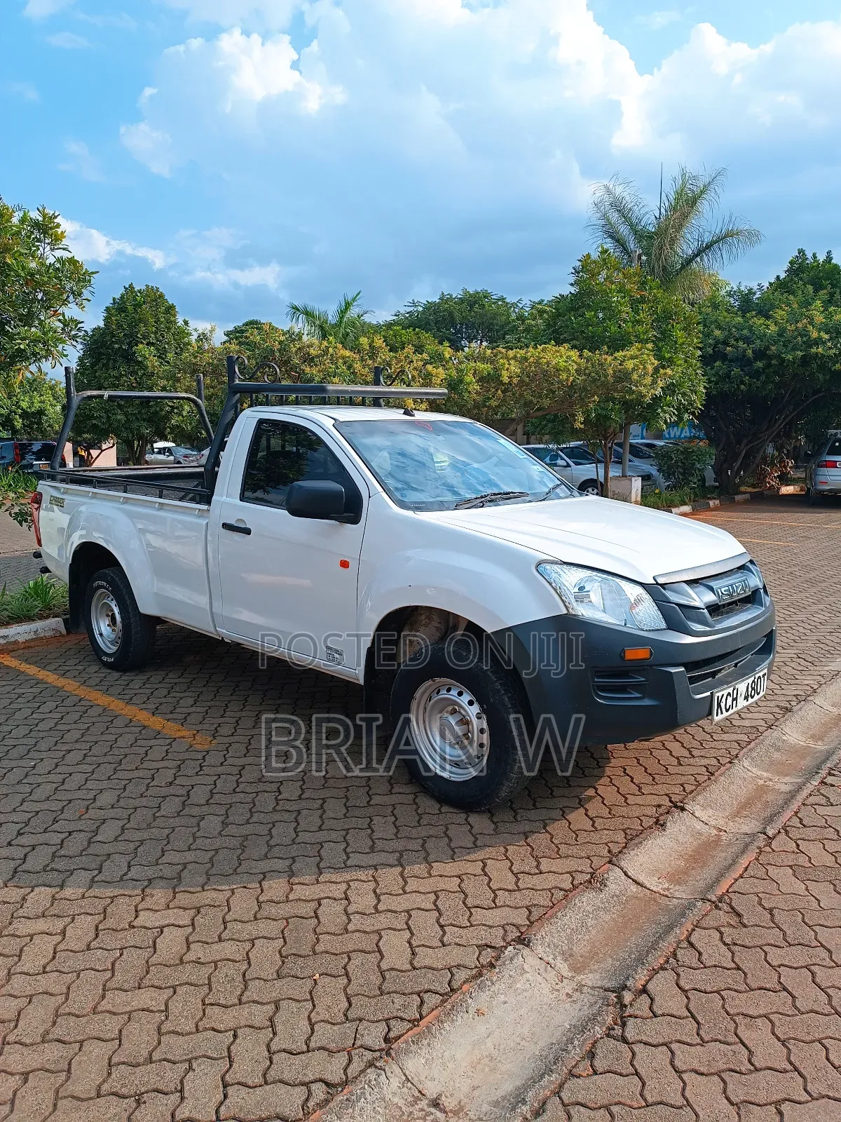 Isuzu D-MAX 2015 White
