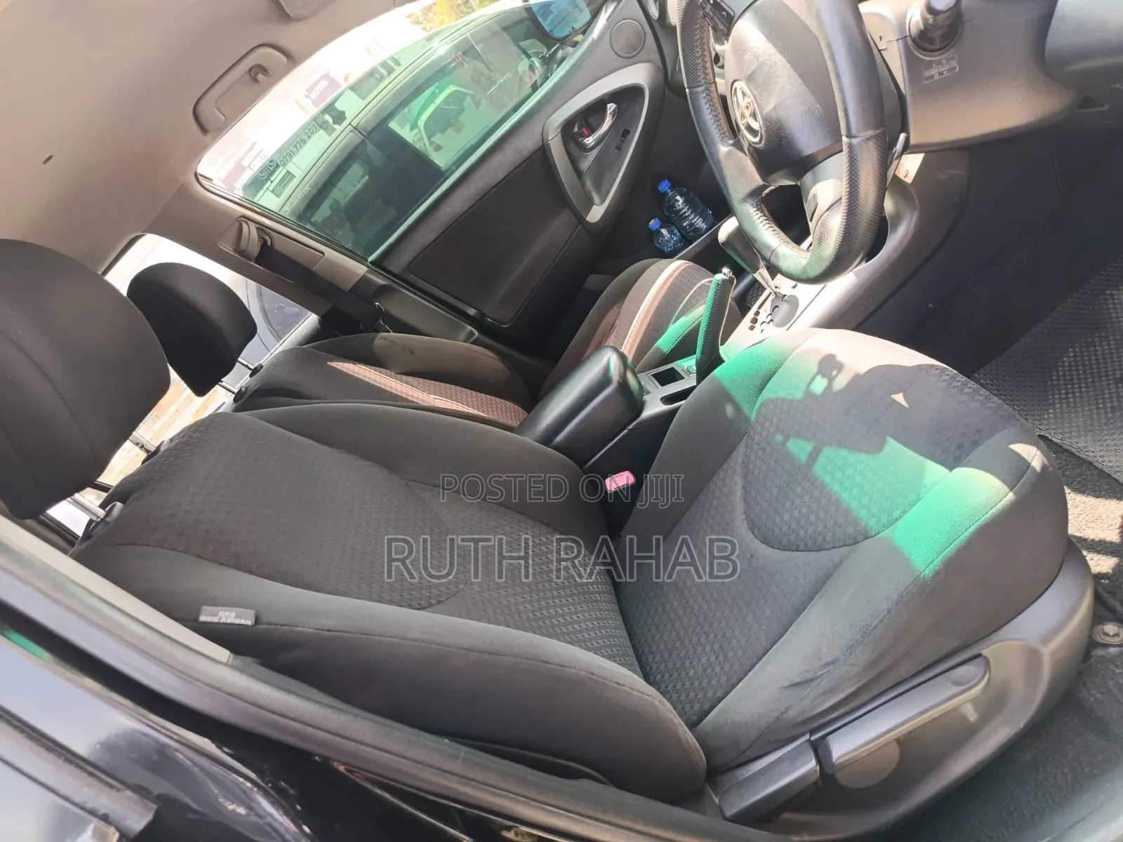 Toyota Vanguard 2011 Black