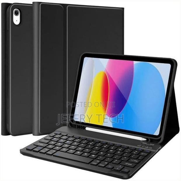 iPad A16 Keyboard Case With Apple Pen Holder. - main view