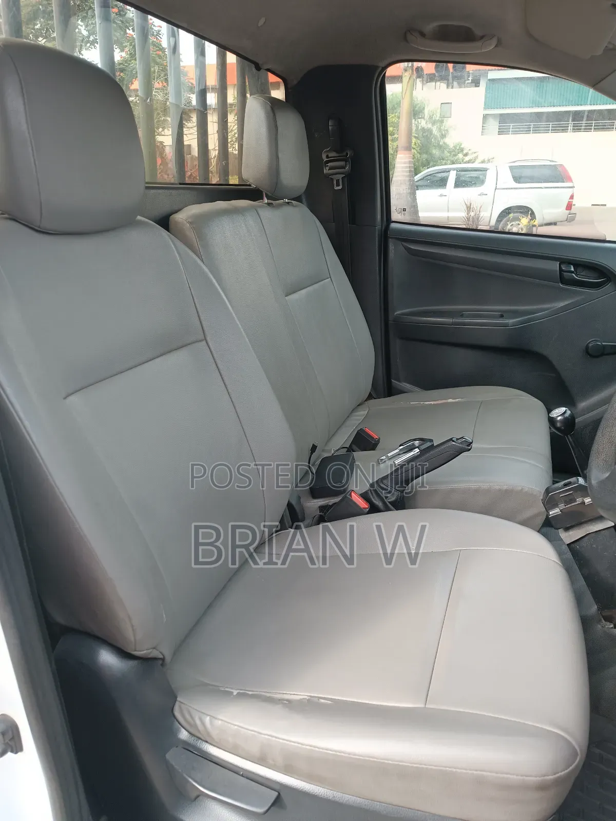 Isuzu D-MAX 2015 White