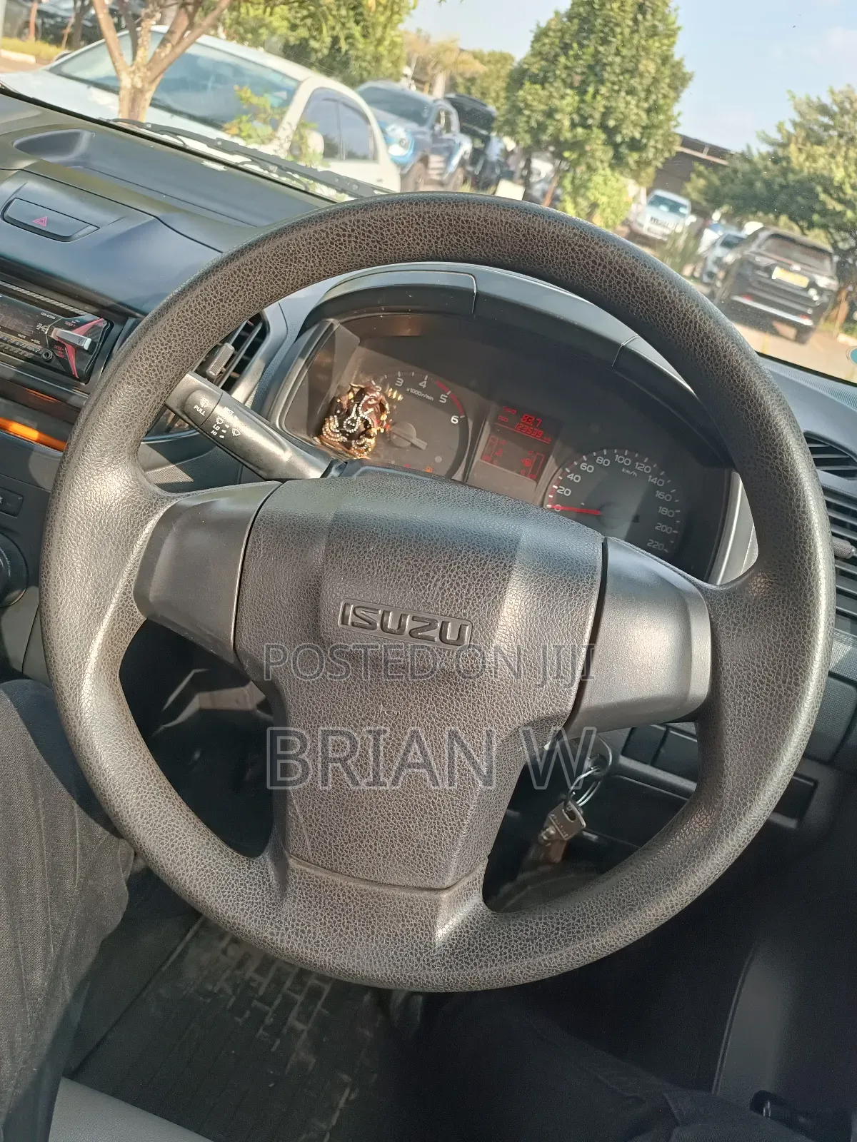 Isuzu D-MAX 2015 White