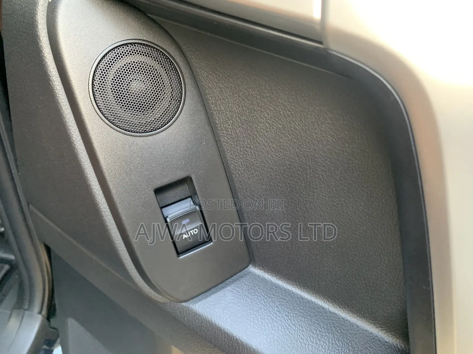 Toyota Land Cruiser Prado 2.7 2022 Black