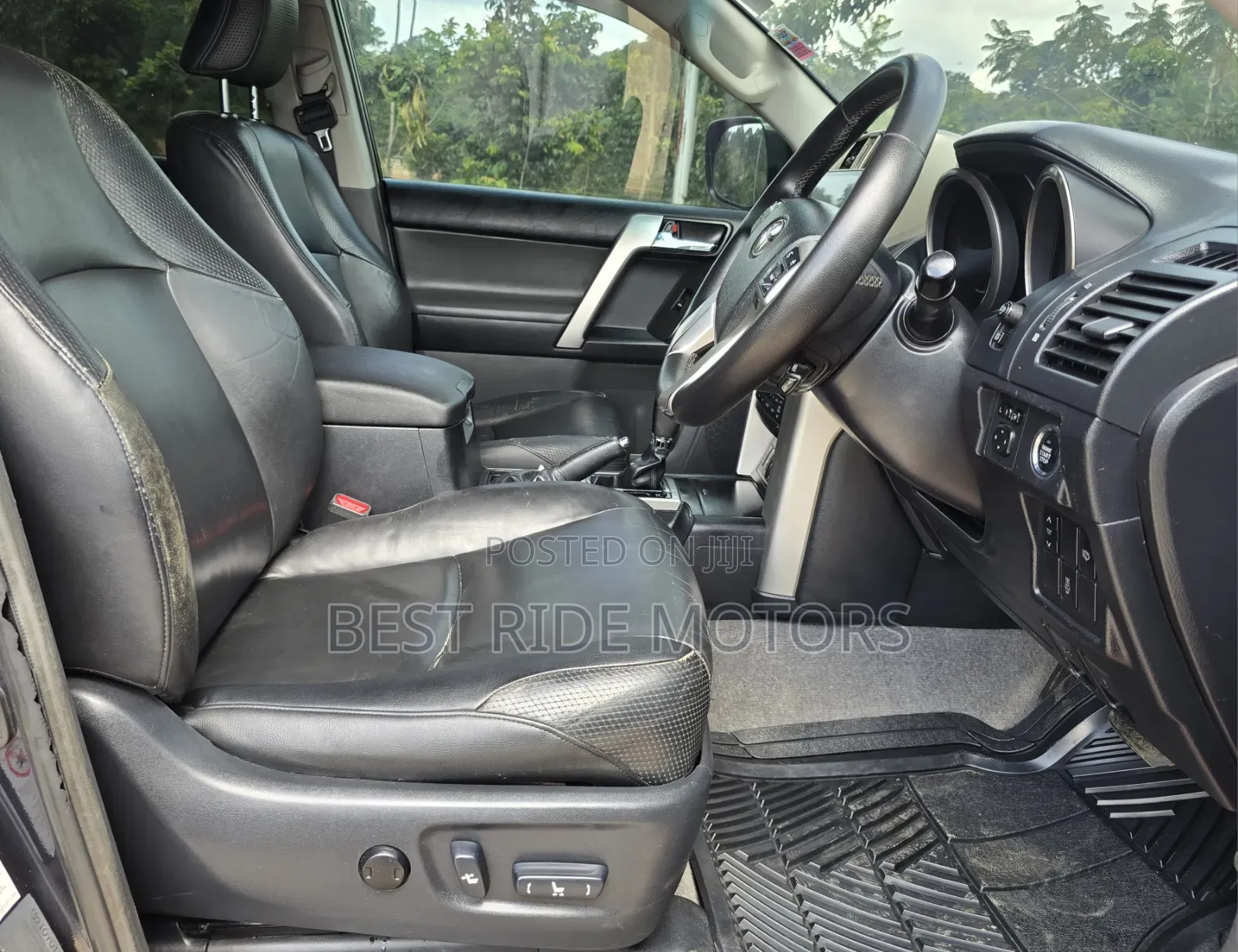 Toyota Land Cruiser Prado 2010 Black
