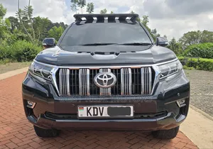 Toyota Land Cruiser Prado 2010 Black