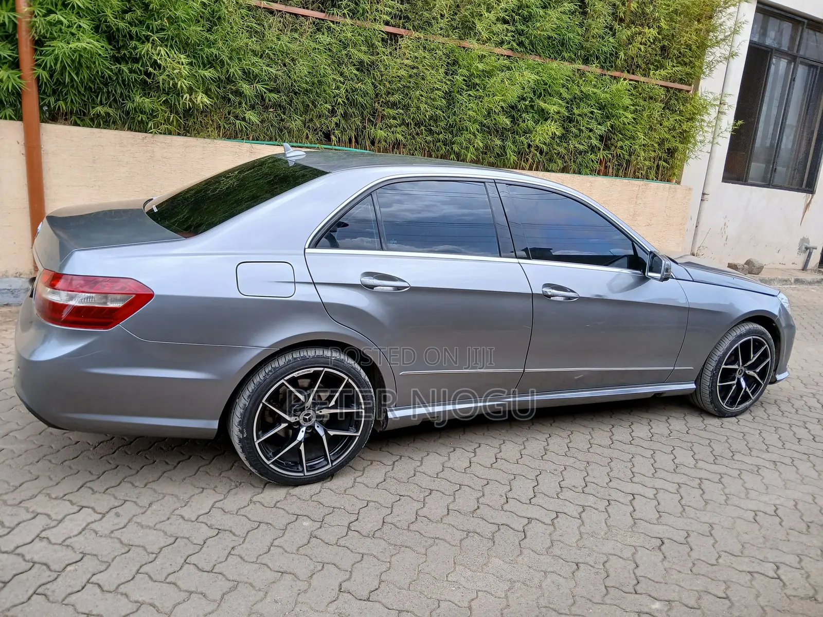 Mercedes-Benz E250 2013 Gray
