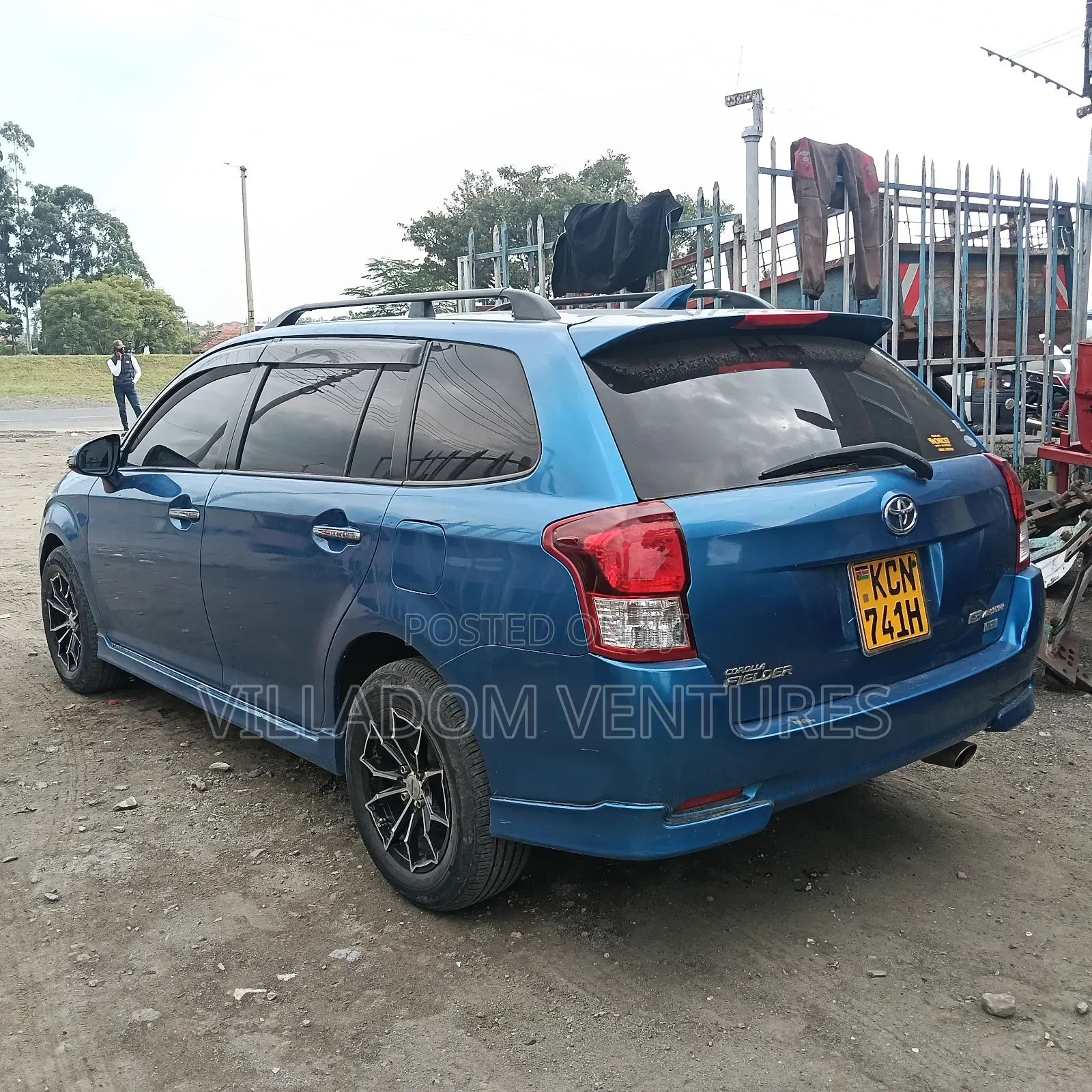 Toyota Corolla Fielder 2013 Blue
