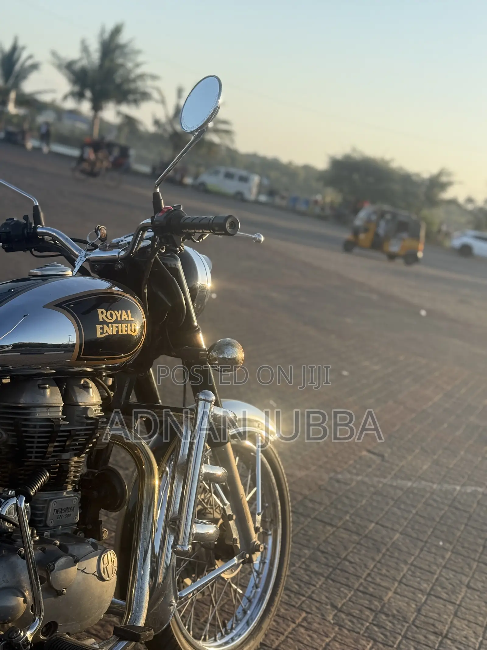 Royal Enfield Classic 500 2018 Silver