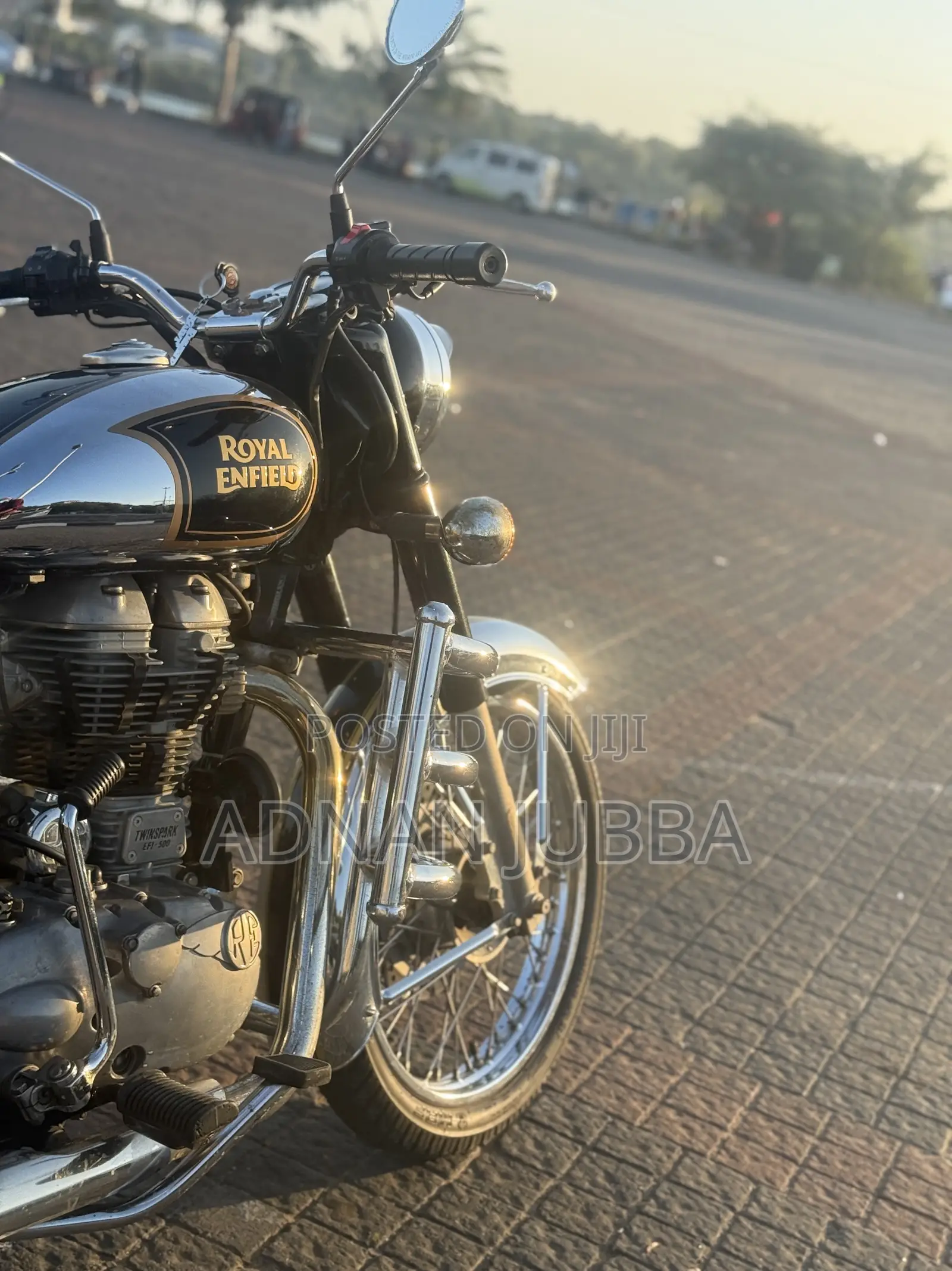 Royal Enfield Classic 500 2018 Silver