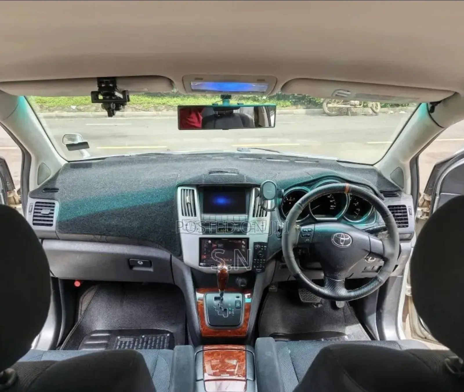 Toyota Harrier 2003 Silver