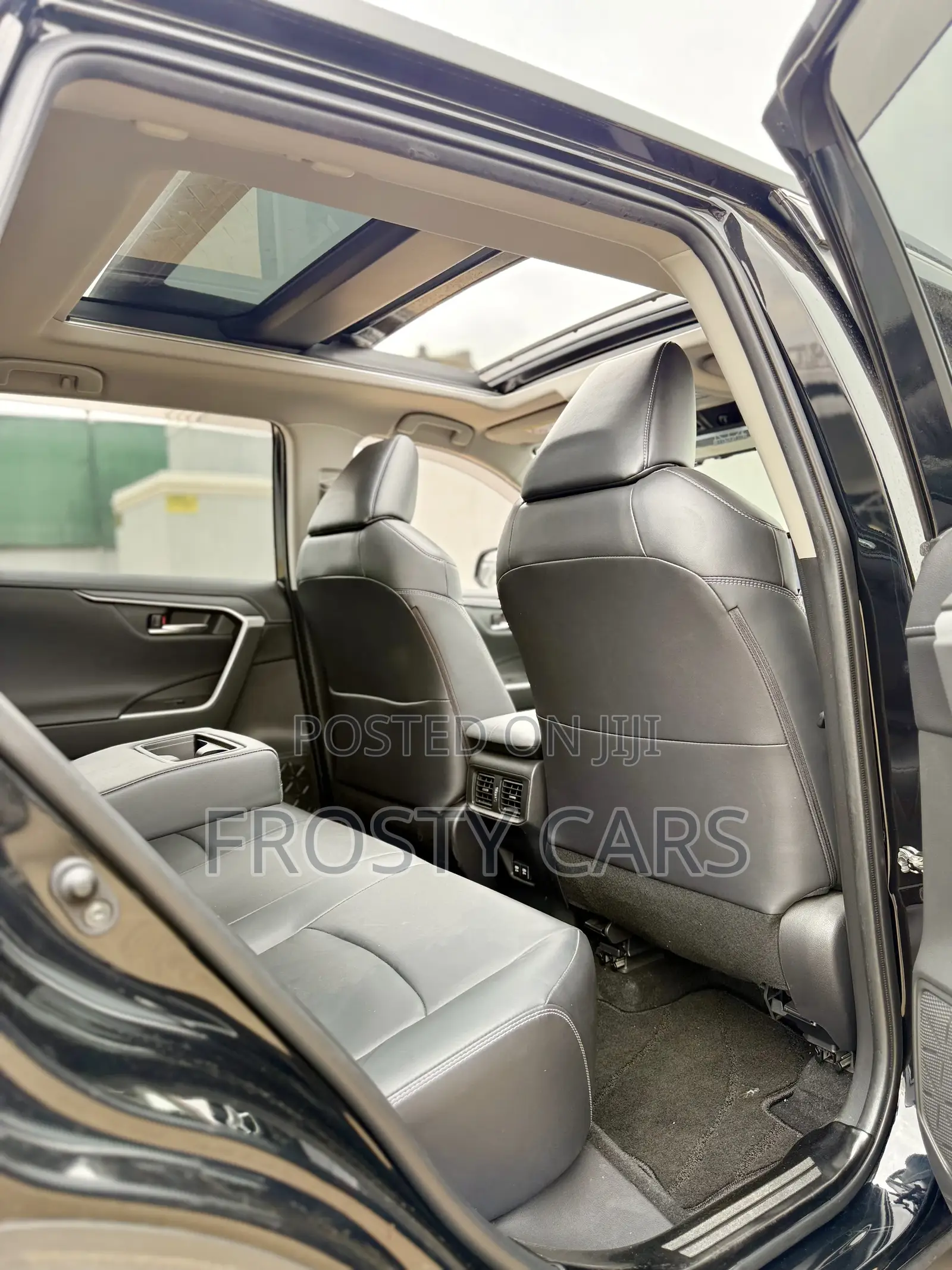 Toyota RAV4 Adventure AWD 2020 Black