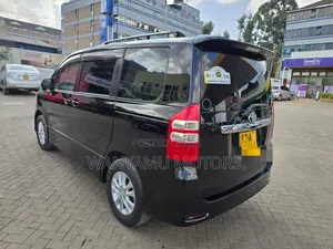 Toyota Noah 2013 Black