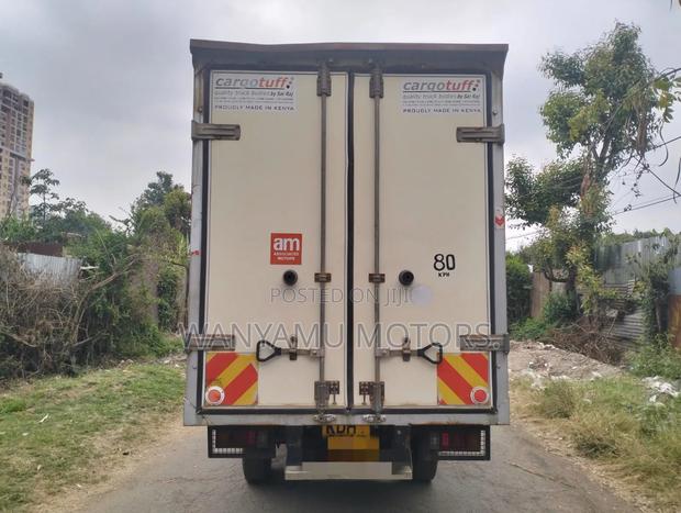 Isuzu NLF 2022 - thumbnail 4