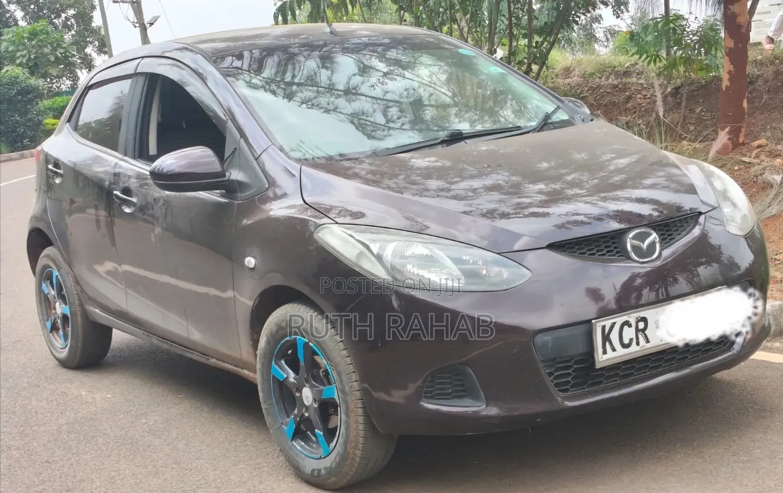 Mazda Demio 2011 Maroon