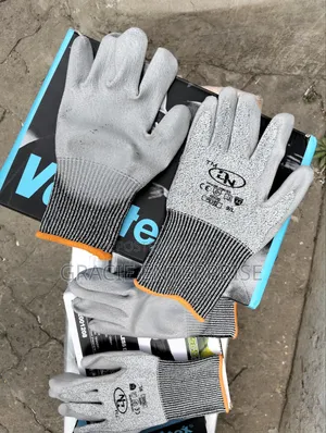 High Quality Safety Gloves