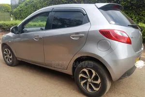 Mazda Demio 2013 Silver